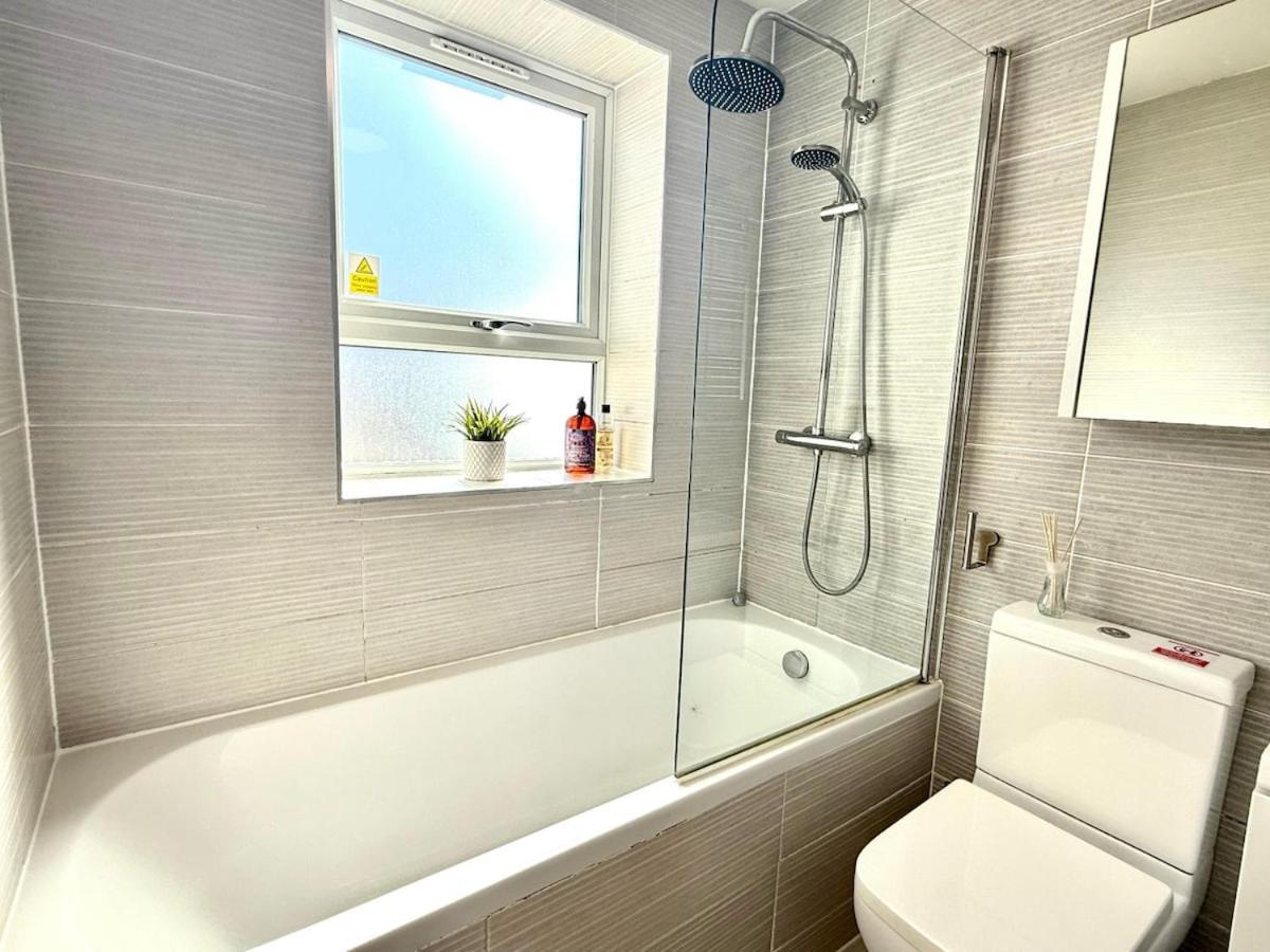 Horizon House, Stunning 2-Bedroom Flat 1, Parking, Netflix, Oxford Esterno foto
