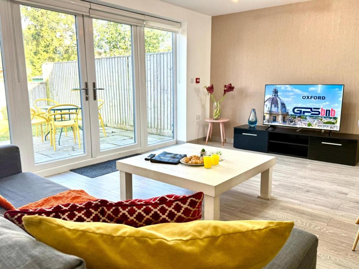 Horizon House, Stunning 2-Bedroom Flat 1, Parking, Netflix, Oxford Esterno foto