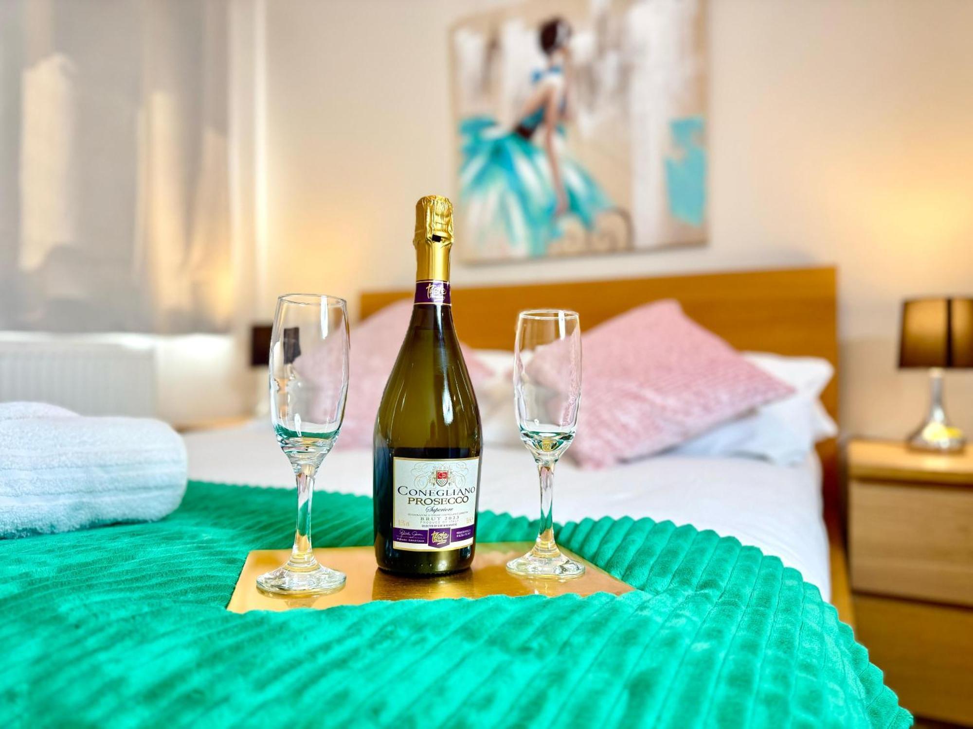 Horizon House, Stunning 2-Bedroom Flat 1, Parking, Netflix, Oxford Esterno foto