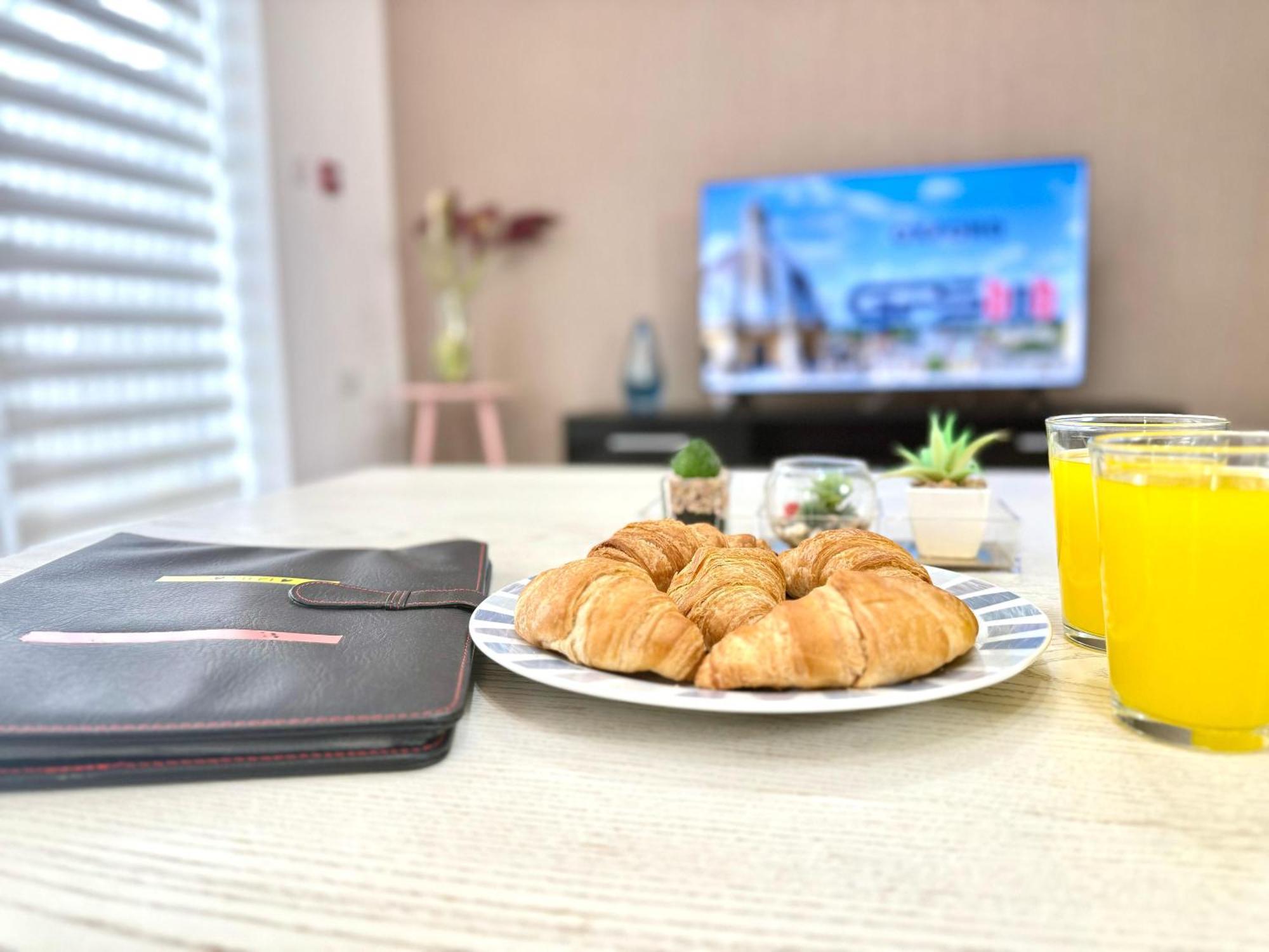 Horizon House, Stunning 2-Bedroom Flat 1, Parking, Netflix, Oxford Esterno foto